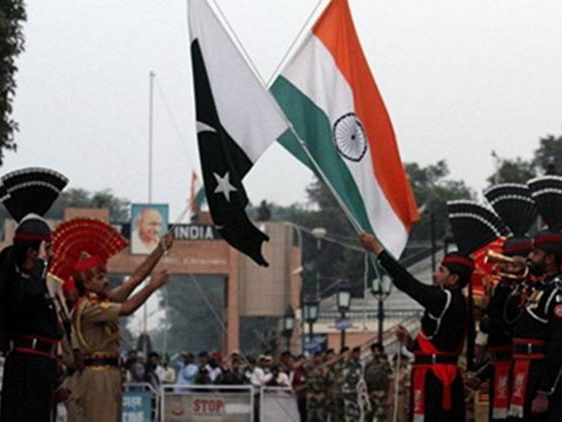 Индийский военный погиб при обстреле со стороны Пакистана в Кашмире