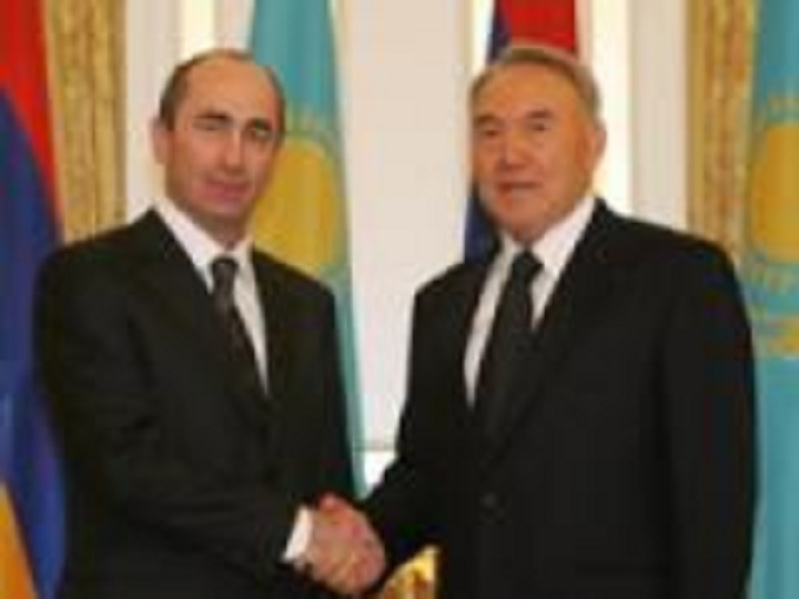 Nazarbayev Koçaryana məktub göndərib