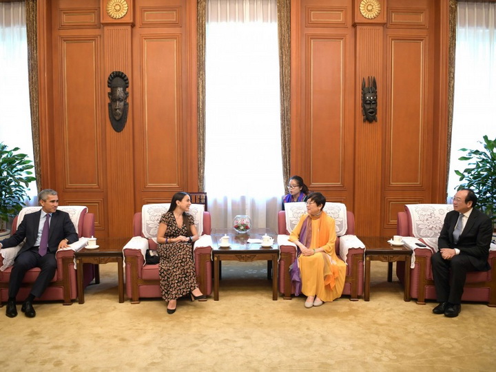 Лейла Алиева встретилась с председателем Китайской народной ассоциации дружбы с зарубежными странами - ФОТО