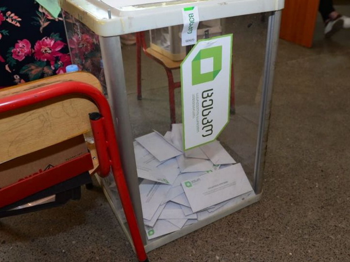 Второму туру быть - ЦИК Грузии подсчитал 100% голосов