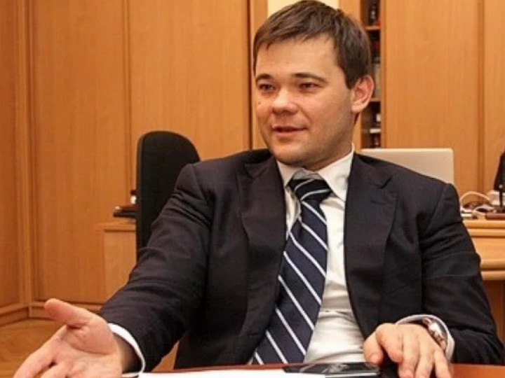Зеленский назначил главой своей администрации личного адвоката Коломойского