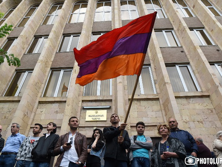 ЕНП призвала власти Армении гарантировать независимость судебной системы