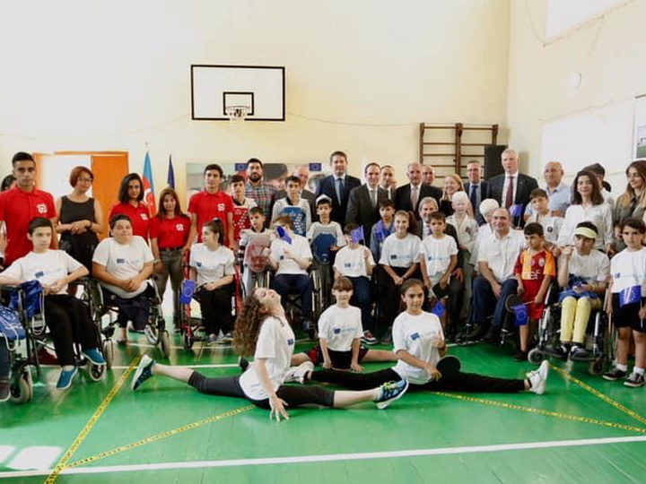 ЕС и UNICEF запустили новый проект в помощь детям с инвалидностью в Азербайджане - ФОТО