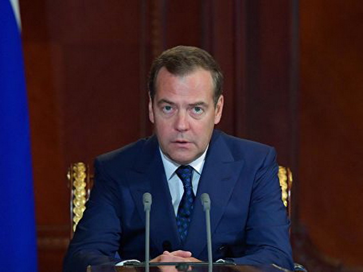 Медведев ответил на обвинения президента Грузии