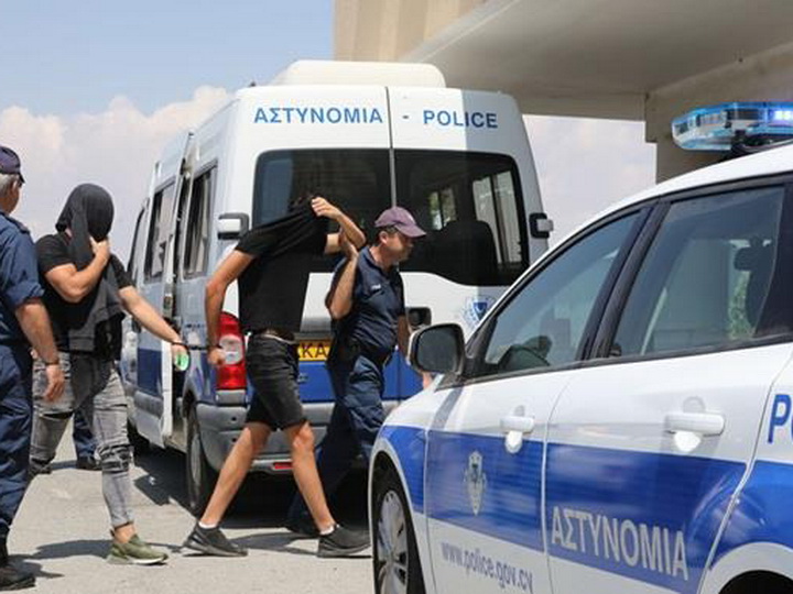 «Изнасиловали туристку»: На Кипре задержали 12 израильтян