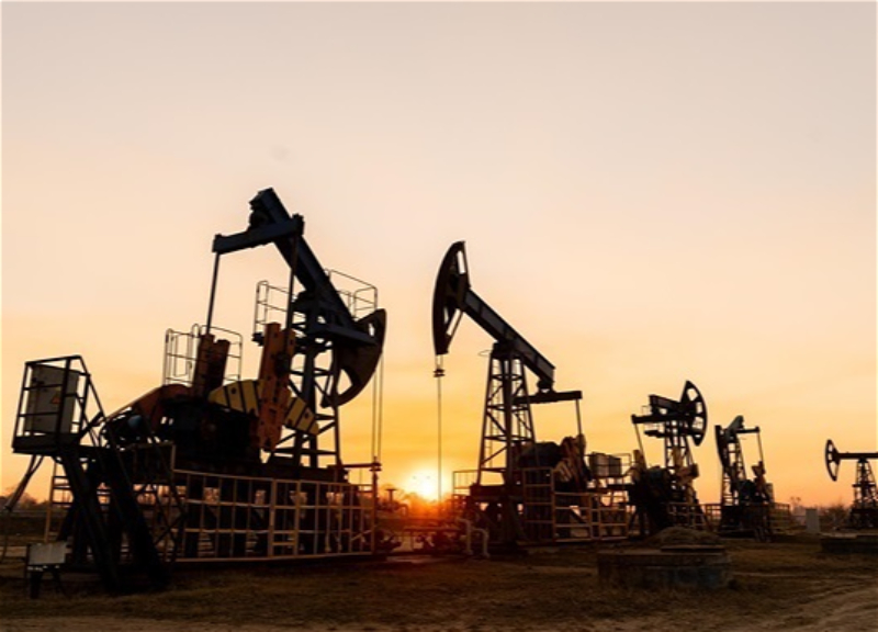 Цена на нефть на мировых рынках приблизилась к $87 за баррель