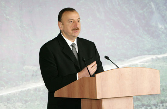 Ильхам Алиев: «Мы и впредь должны стремиться к тому, чтобы добиться решения проблемы Баку с водой» - ФОТО