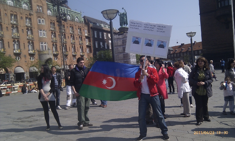 В Дании прошла акция протеста против убийства Фариза Бадалова армянским снайпером - ФОТО