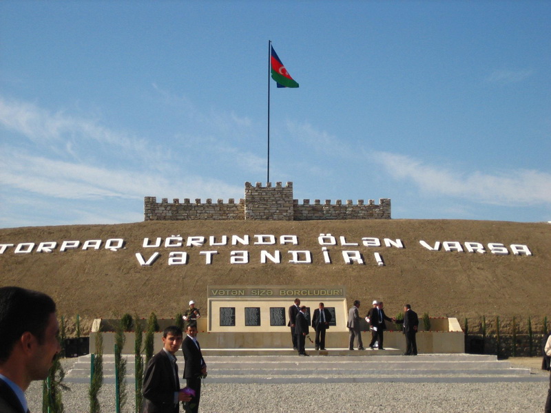 В Нагорном Карабахе открыта Площадь Государственного Флага Азербайджана