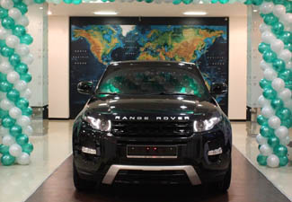 В салоне Crystal Motors представили новый Range Rover Evoque – ФОТО