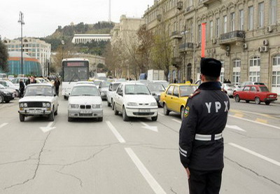 В Баку на неделю будет ограничено движение автомобилей