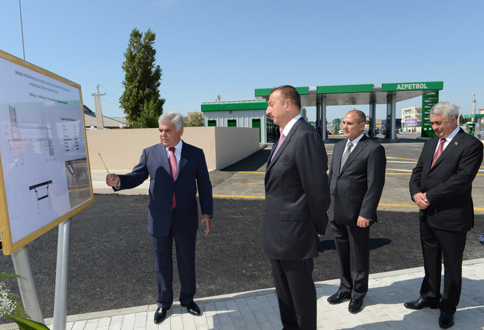 Ильхам Алиев принял участие в открытии подземного пешеходного перехода в Низаминском районе Баку - ФОТО