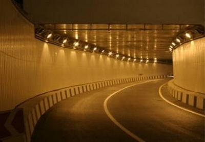 В ближайшее время будет сдан тоннель строящейся дорожной развязки возле станции метро «Гянджлик»