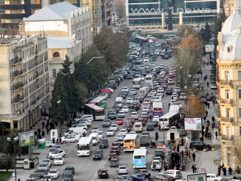 На дорогах Баку сложилась тяжелая ситуация - ФОТО