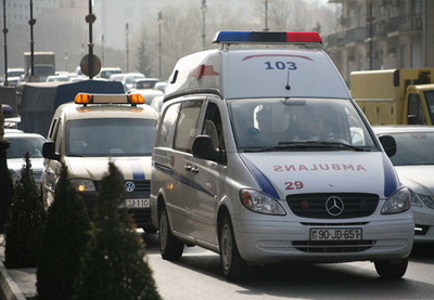 В Баку угонщик мотоцикла погиб, врезавшись в столб