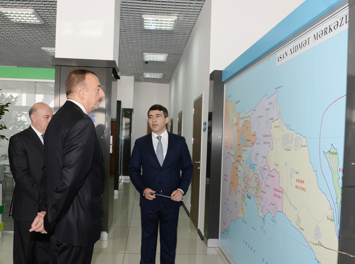 Ильхам Алиев принял участие в открытии центра №3 ASAN xidmət в Ясамальском районе Баку - ФОТО