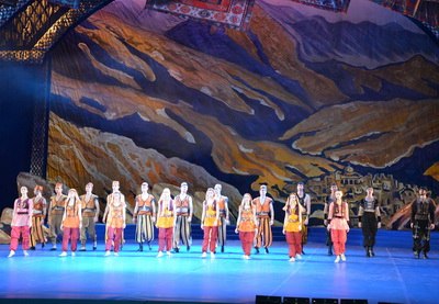 На главной сцене Беларуси прошла премьера балета «Семь красавиц» - ФОТО