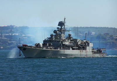К Севастополю движутся два флагмана ВМС США - Источник