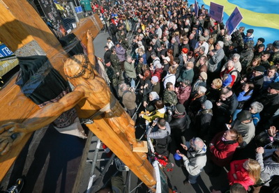 В Донецке прошел митинг за объединение Восточной Украины с РФ