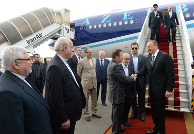 Ильхам Алиев прибыл с официальным визитом в Иран - ФОТО