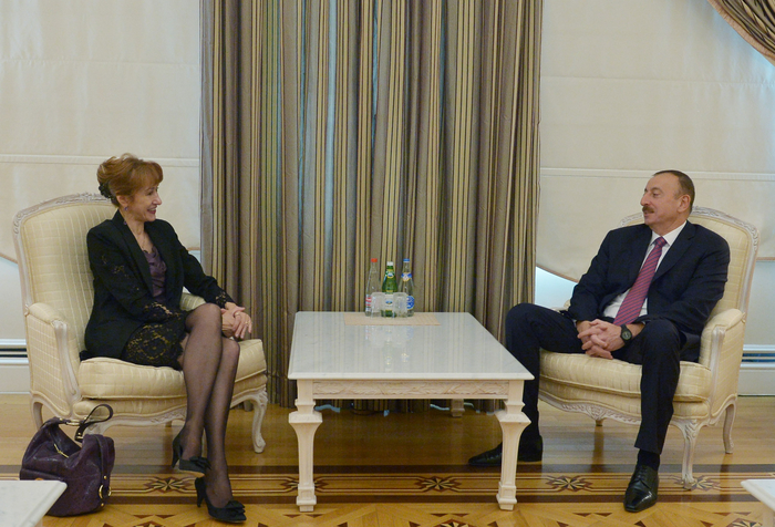 Ильхам Алиев принял нового главу Бакинского офиса Совета Европы - ФОТО