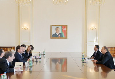 Ильхам Алиев принял главу Комитета по внешним связям Палаты представителей США - ФОТО