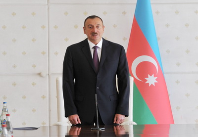 Ильхам Алиев: «В основе наших успехов лежат продуманная политика, стабильность» - ФОТО
