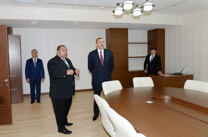 Ильхам Алиев принял участие в церемонии открытия нового здания Исполнительной власти Хызинского района - ФОТО