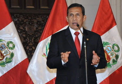 Президент Перу привел к присяге нового премьер-министра