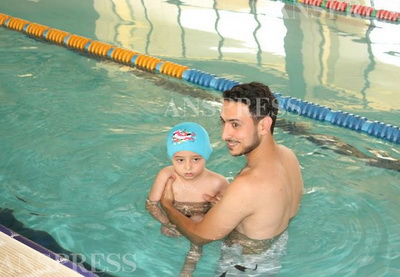 Имран Джафарзаде прошел первую тренировку в бассейне - ФОТО