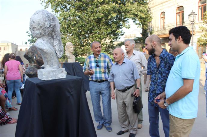В Ичери шехер состоялся фестиваль-выставка скульптур «Живая история» - ФОТО