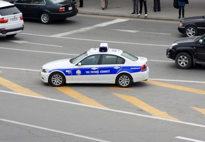 Дорожная полиция Баку проводит в столице рейды