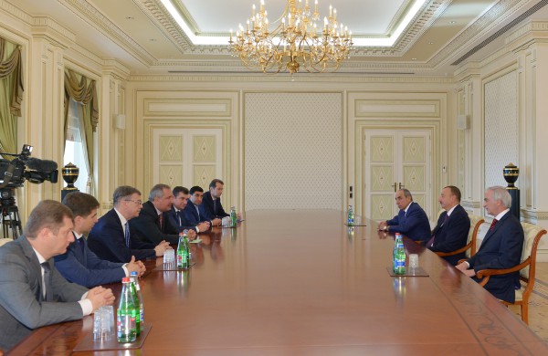 Ильхам Алиев принял заместителя председателя правительства России - ФОТО