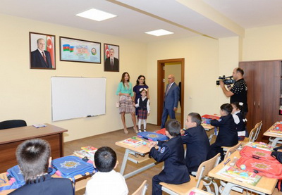Мехрибан Алиева приняла участие в открытии 6-й республиканской школы- интерната в Хазарском районе Баку – ФОТО