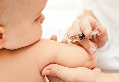 В сирийской провинции Идлиб некачественные прививки от оспы привели к гибели 40 детей