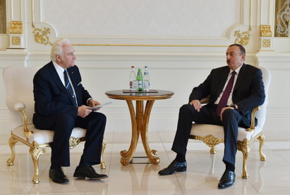 Ильхам Алиев принял экс-президента Эстонии