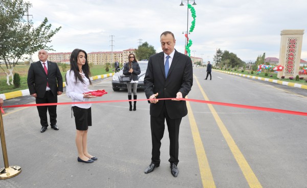 Ильхам Алиев принял участие в открытии автодороги Геранбой-Юхары Агджакенд - ФОТО