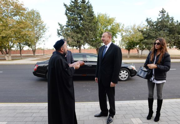 Президент Азербайджана ознакомился с ходом работ в комплексе «Имамзаде» в городе Гянджа - ФОТО