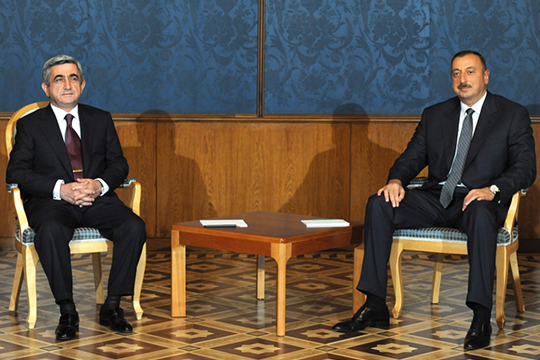 Айдын Мирзазаде: «Парижская встреча президентов может интенсифицировать дальнейший ход переговоров»