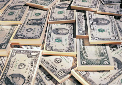 За 9 месяцев Центробанк Азербайджана осуществил валютную стерилизацию на $1,2 млрд