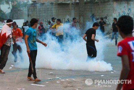 Один человек серьезно ранен в ходе столкновений с полицией в Бахрейне