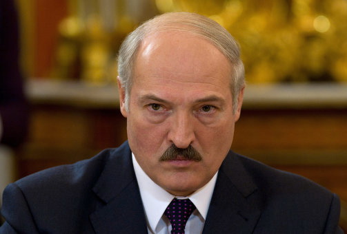 Москва напоминает Лукашенко об опасности дружбы с США