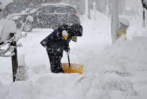 В Турции более 100 деревень оказались отрезаны от внешнего мира из-за снегопадов