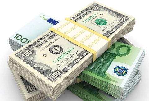 Официальный курс на 6 марта: манат вырос по отношению к доллару и евро