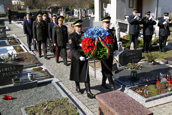 Закир Гасанов посетил могилу Героя Советского Союза Мехти Гусейнзаде в Словении – ФОТО