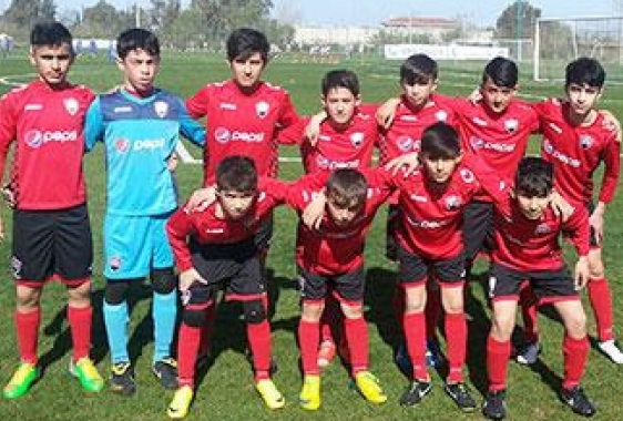 Футболисты «Габалы» сыграли с «Галатасараем» на турнире в Турции