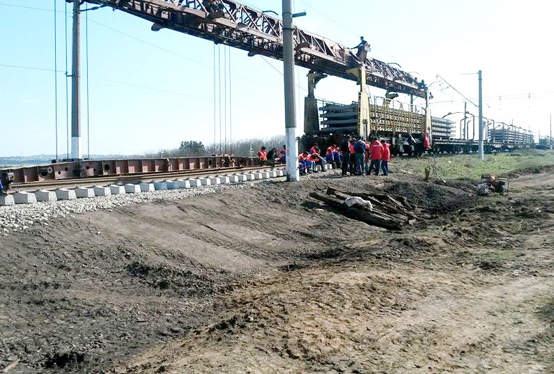 Продолжается ремонт пассажирской линии железной дороги Баку-Хырдалан-Сумгайыт – ФОТО