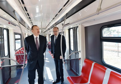 Президент Азербайджана ознакомился с новыми поездами метро - ФОТО