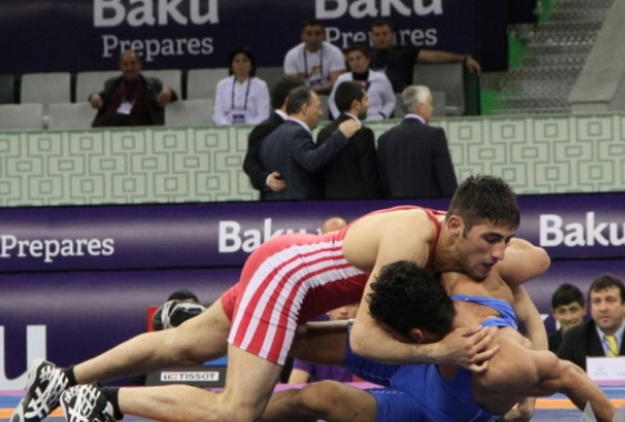 Азербайджанские борцы завоевали 9 медалей во второй день Кубка Федерации