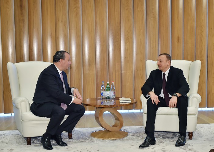 Ильхам Алиев принял главу Фонда этнического понимания - ФОТО